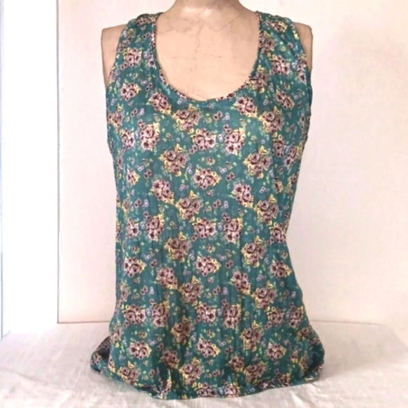 Free People Top In Green Sage Mini Floral - Picture 1 of 9